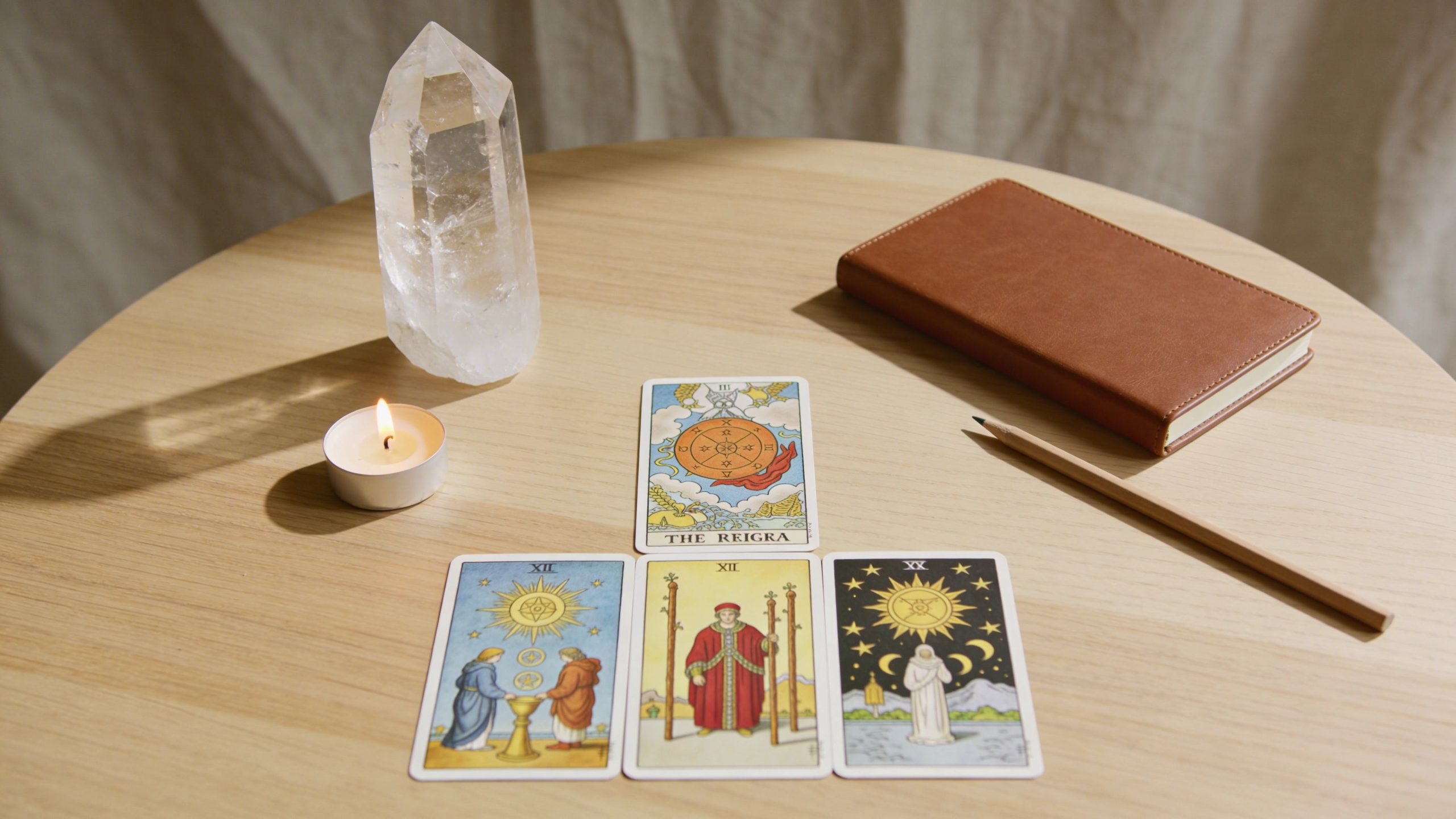 Find Clarity: Tarot Spread for Decision Making